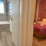 Fairytale Harmony Spacious & King Beds & Free Parking * Τιμισοάρα