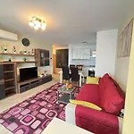 Fairytale Harmony Spacious & King Beds & Free Parking * Τιμισοάρα