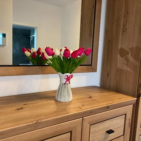 Fairytale Harmony Spacious & King Beds & Free Private Parking Apartman Temesvár