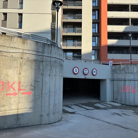 Apartment Fairytale Harmony Spacious & King Beds & Free Parking