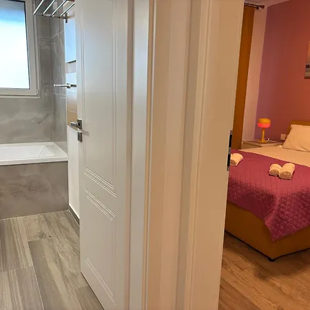 Fairytale Harmony Spacious & King Beds & Free Private Parking * Timişoara