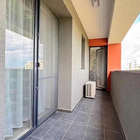 Fairytale Harmony Spacious & King Beds & Free Private Parking