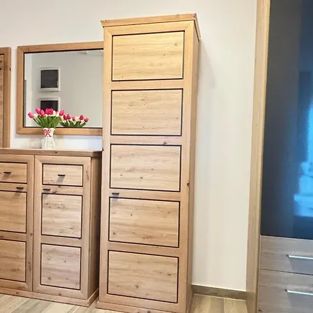 Lägenhet Fairytale Harmony Spacious & King Beds & Free Private Parking