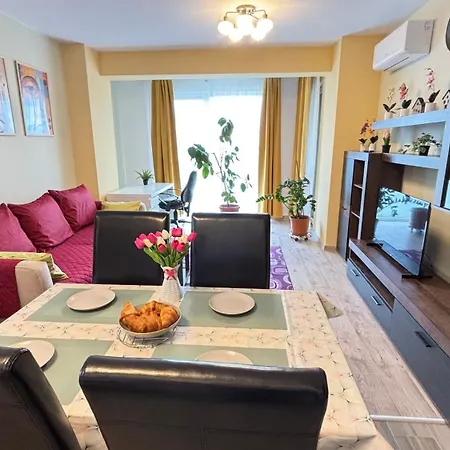 Fairytale Harmony Spacious & King Beds & Free Private Parking Temesvár