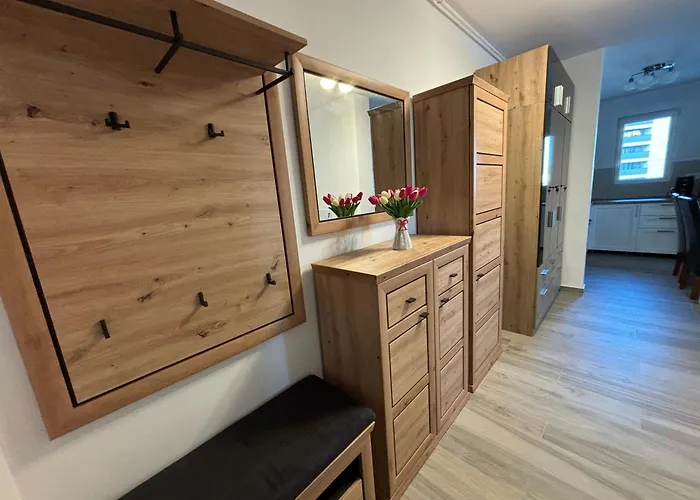 Fairytale Harmony Spacious & King Beds & Free Parking Apartment Timisoara