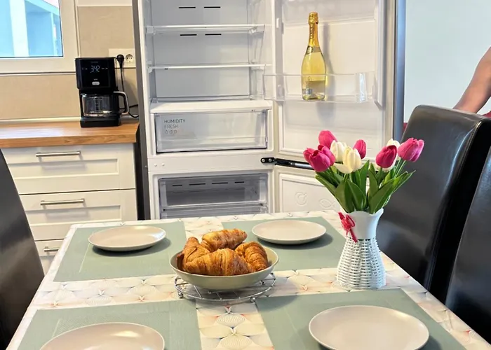 Apartment Fairytale Harmony Spacious & King Beds & Free Parking Timisoara