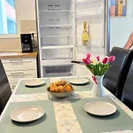 Apartament Fairytale Harmony Spacious & King Beds & Free Parking Timişoara