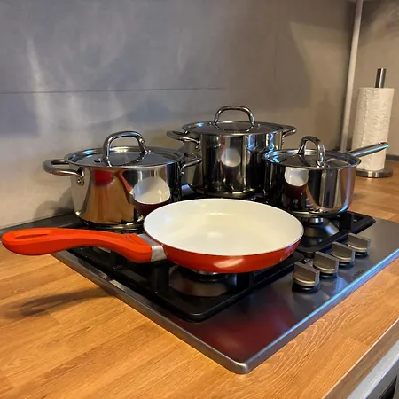 Fairytale Harmony Spacious & King Beds & Free Parking Apartment Timisoara